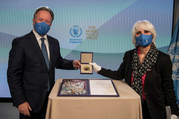 WFP:n pääjohtaja kannustaa Nobel-puheessaan maailmaa käyttämään varojaan nälänhädän estämiseksi 